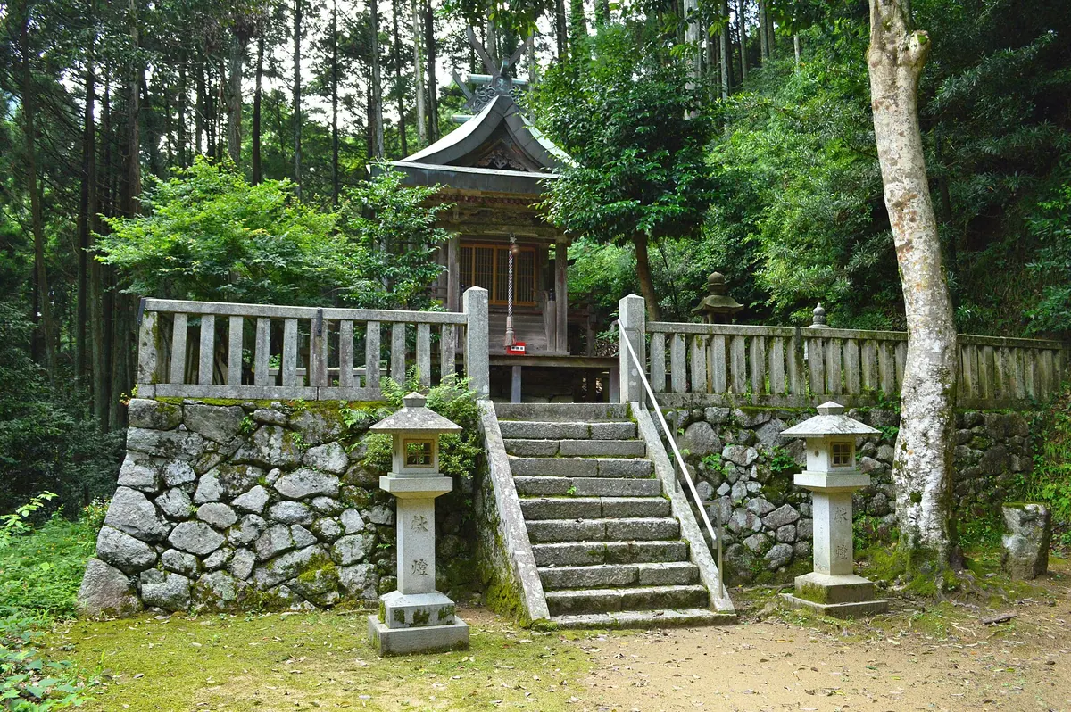 Katsuragi Mikumari Shrine