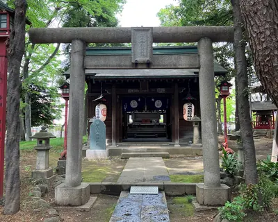 Yomotogi Inari Shrine