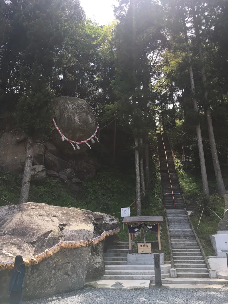 Tsuriishi Shrine