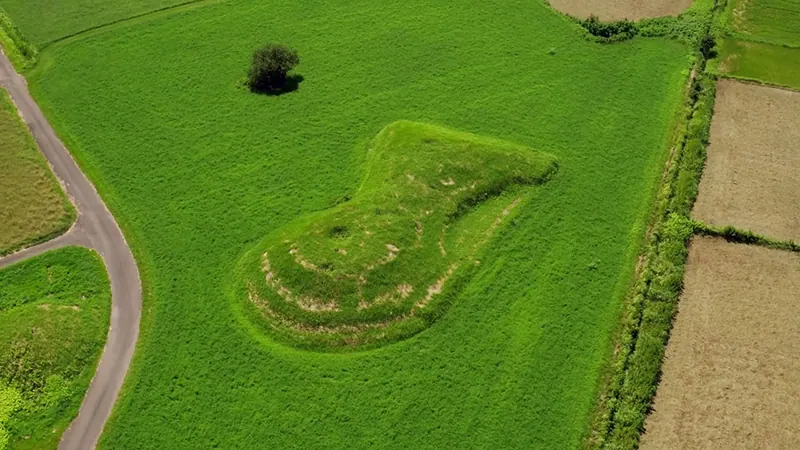 Nyūtabaru Kofun Cluster