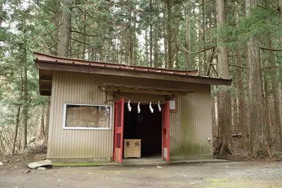 Hinazuru Shrine