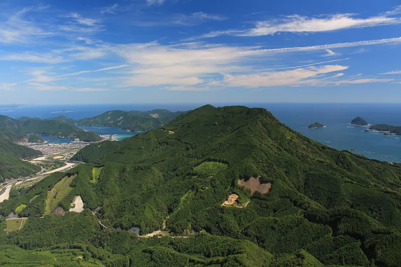 Mount Tengura
