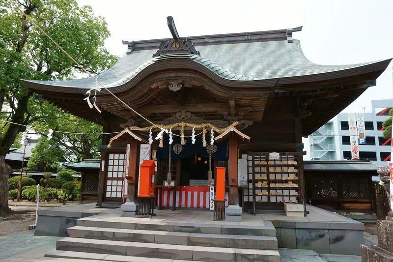 Ryūzōji-hachinamgū