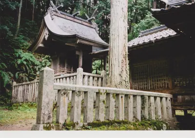 Shitori Shrine