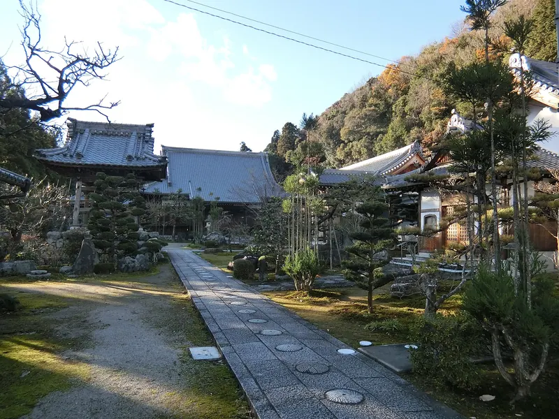 Zenne-ji Temple