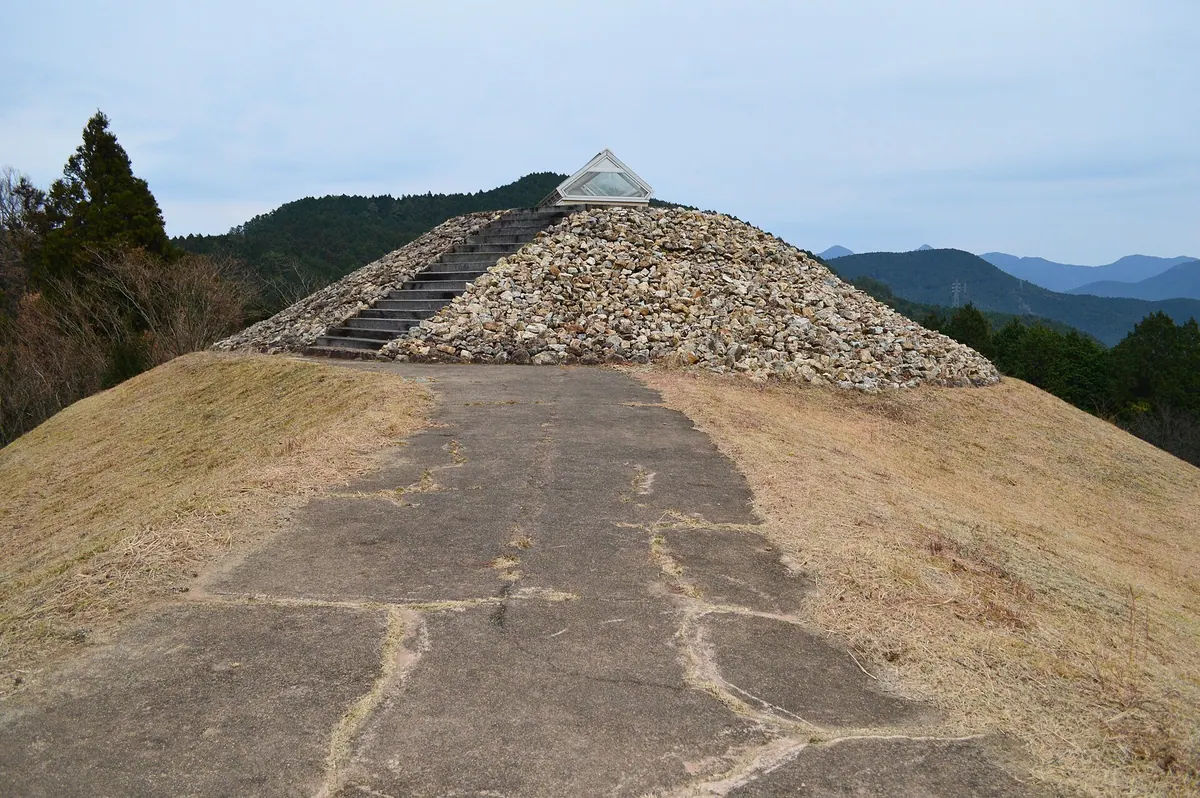 Kasagitōge Kofun
