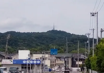 Chikami-yama