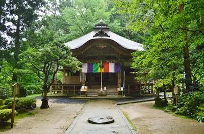 Sanbutsu-ji Temple