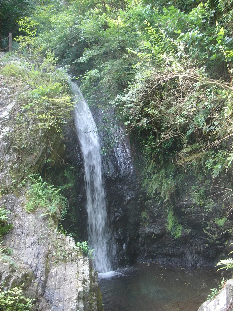 Hagi Falls