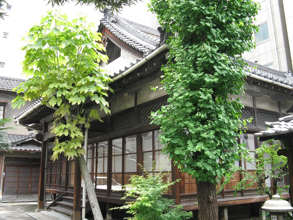 Hōsei-ji Temple