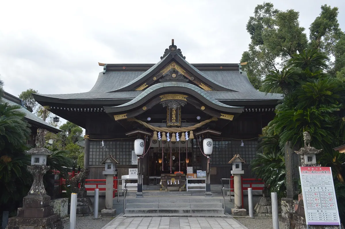 Hondo Suwa Shrine