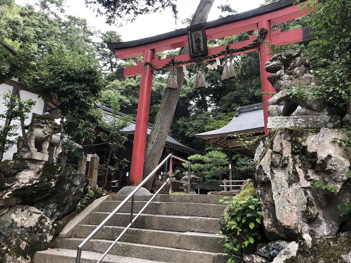 Nagatani Hachimangū