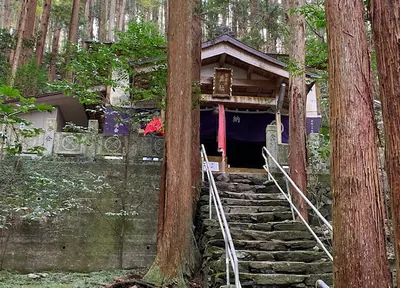 Kenmi Shrine