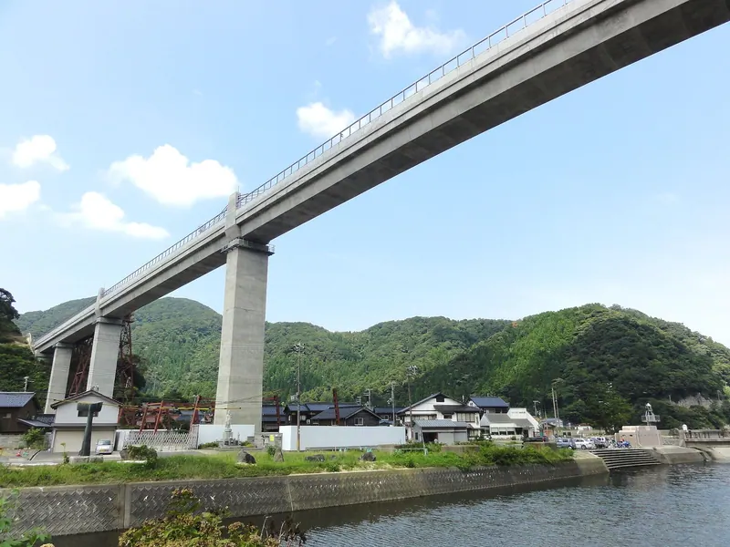 Amarube Viaduct