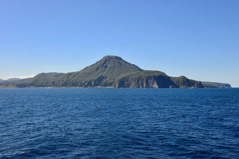 Mount E