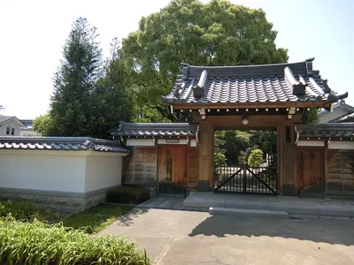 Seitoku-ji Temple