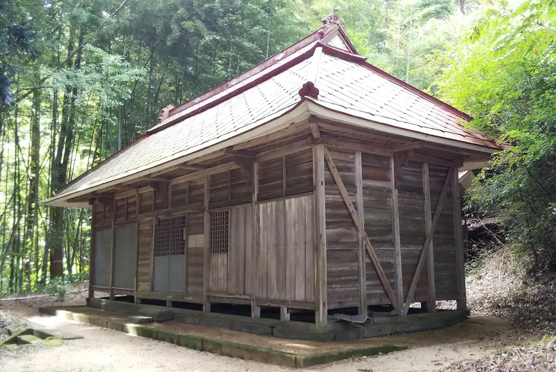 Nagakura Shrine