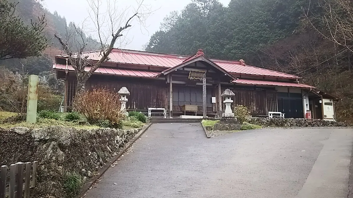 Fukutoku-ji Temple