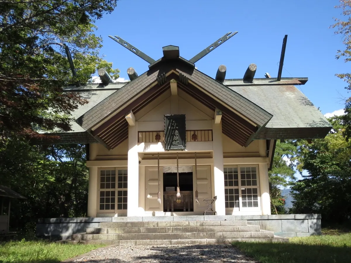 Isuzu Shrine