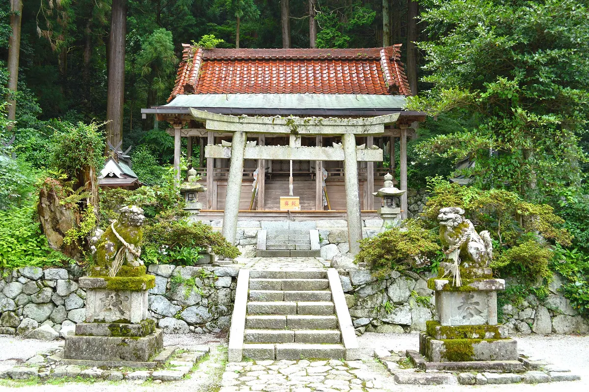Takamahiko Shrine