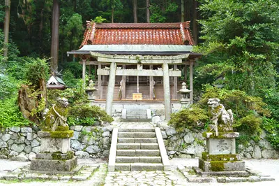 Takamahiko Shrine