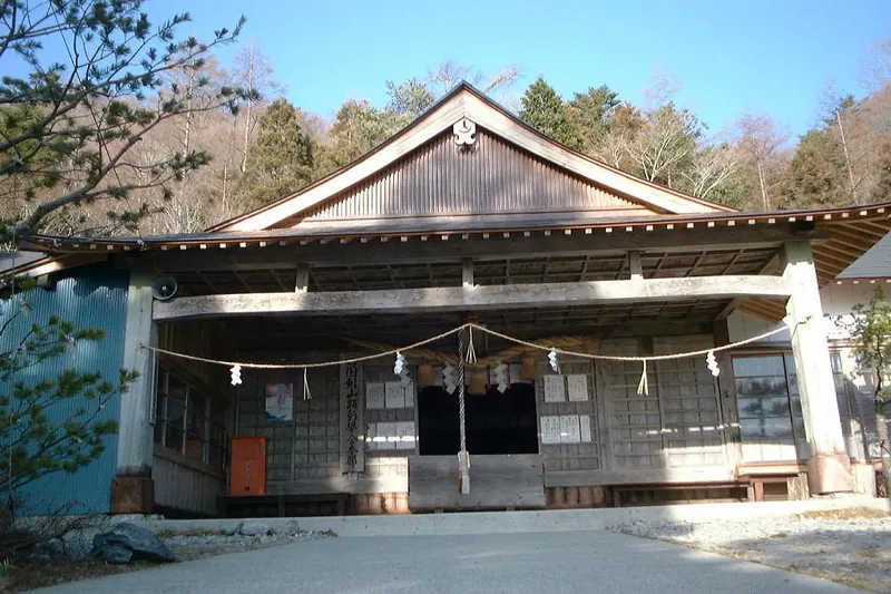 Tsurugi Shrine