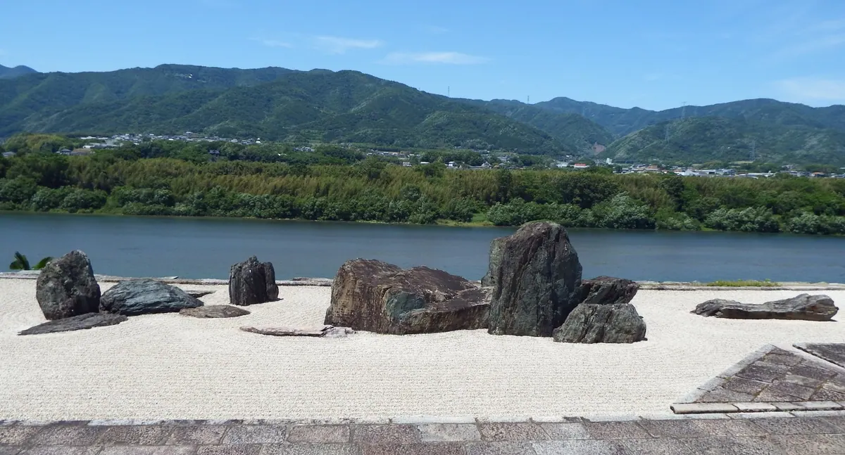 Honraku-ji Temple
