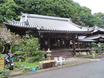 Gonshō-ji Temple