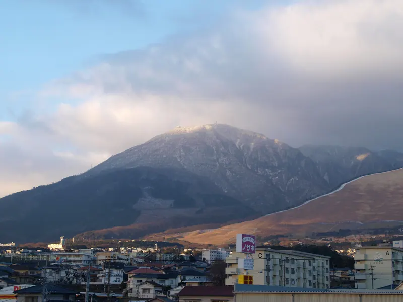 Mount Tsurumi