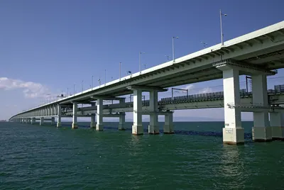 Sky Gate Bridge R