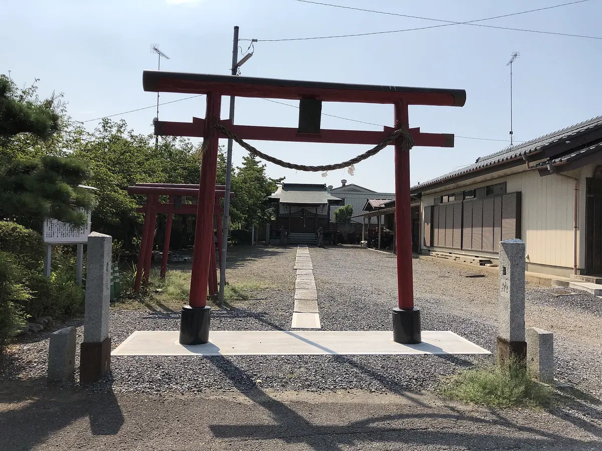 Yoake Inari Shrine