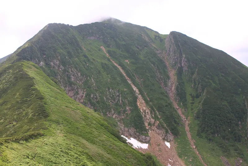 Mount Kamuiekuuchikaushi