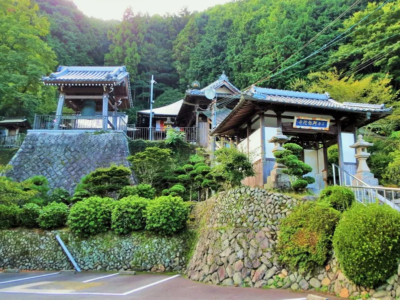 Amida-dera Temple