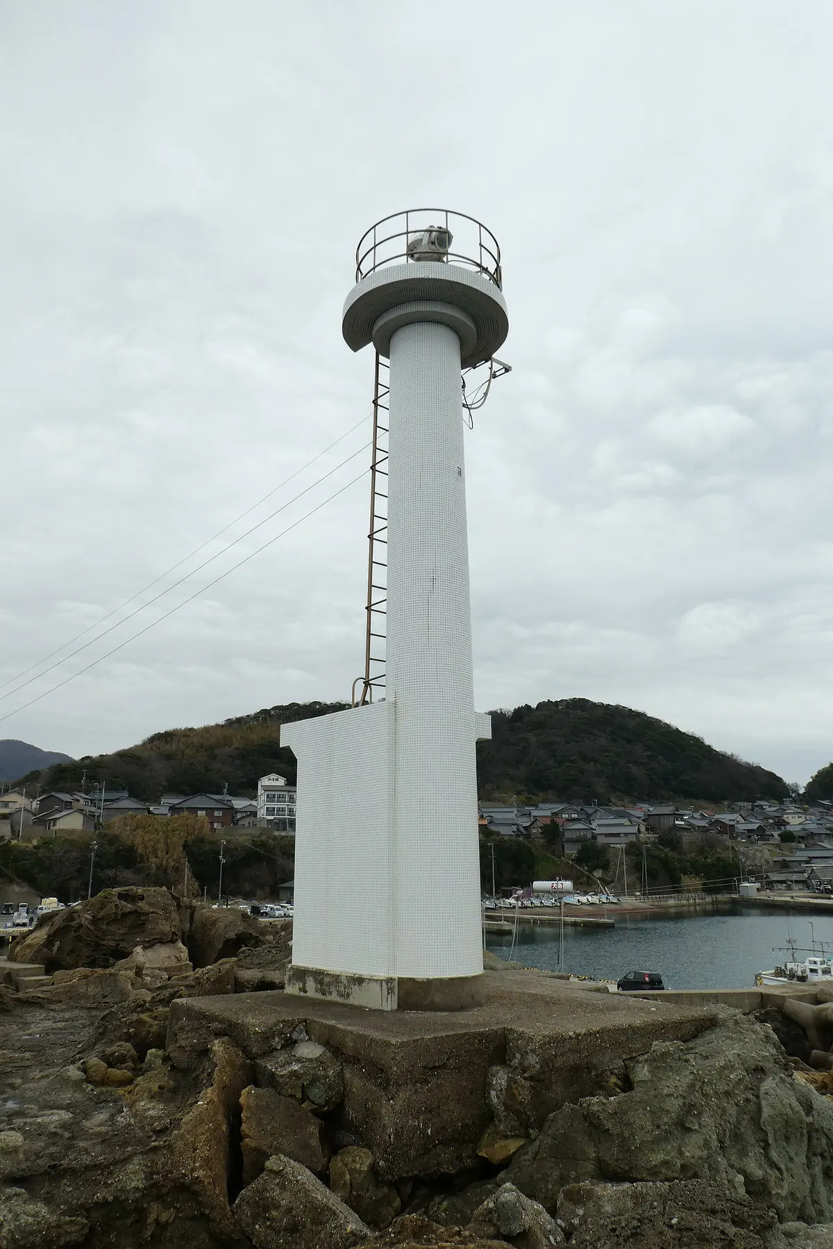 Taiza Port Lighthouse