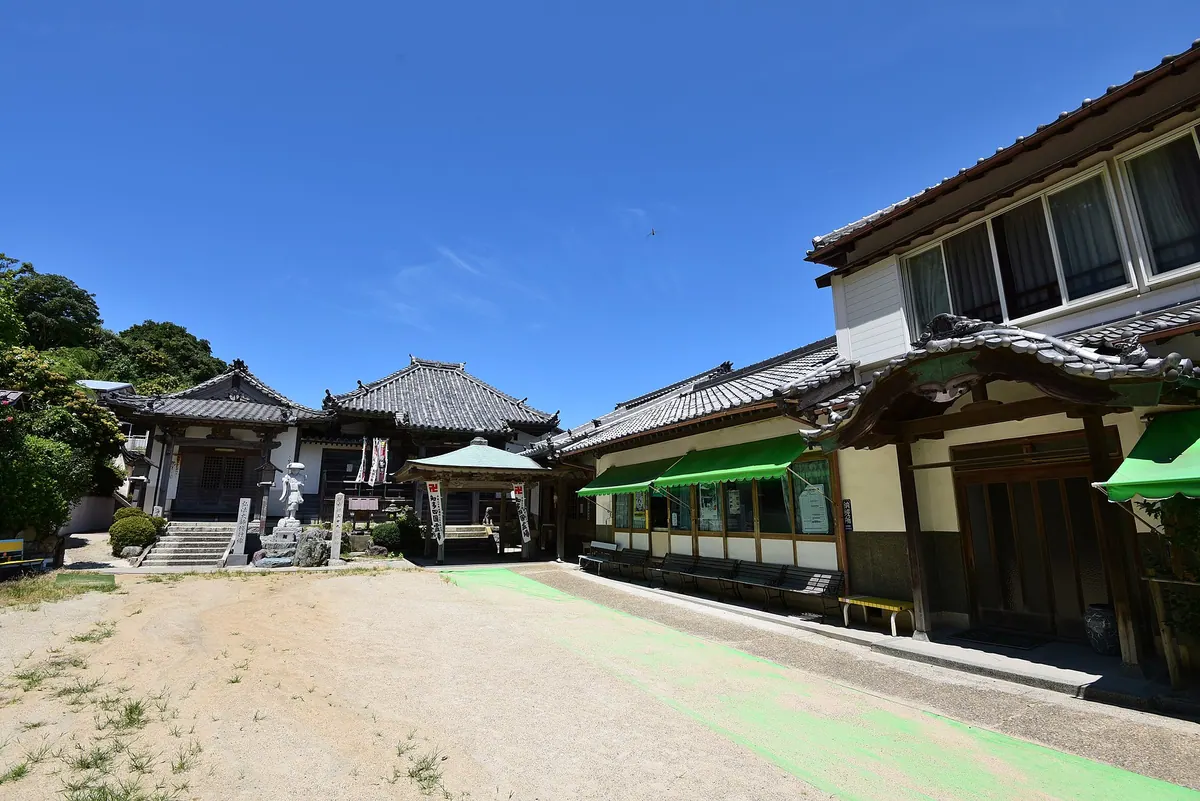 Itoku-in Temple