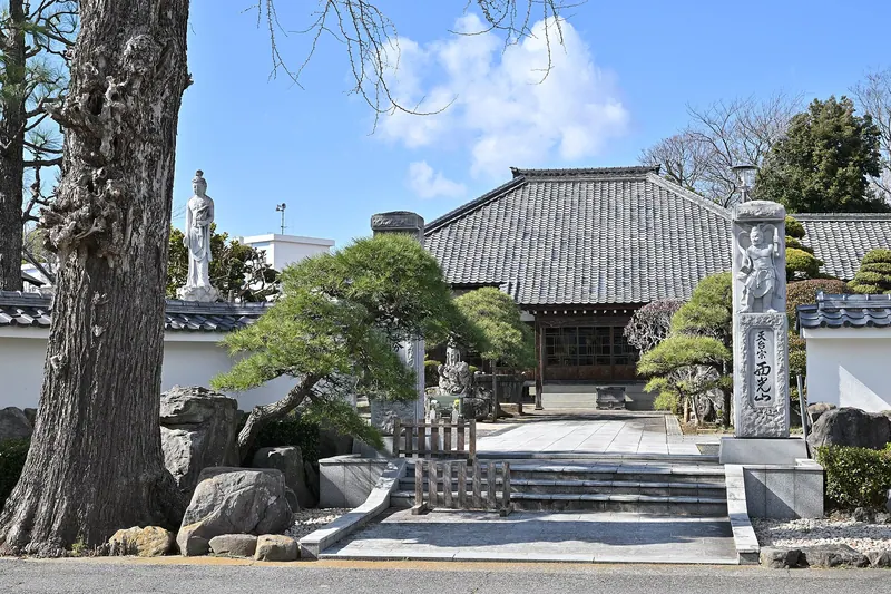 Shōzō-in Temple