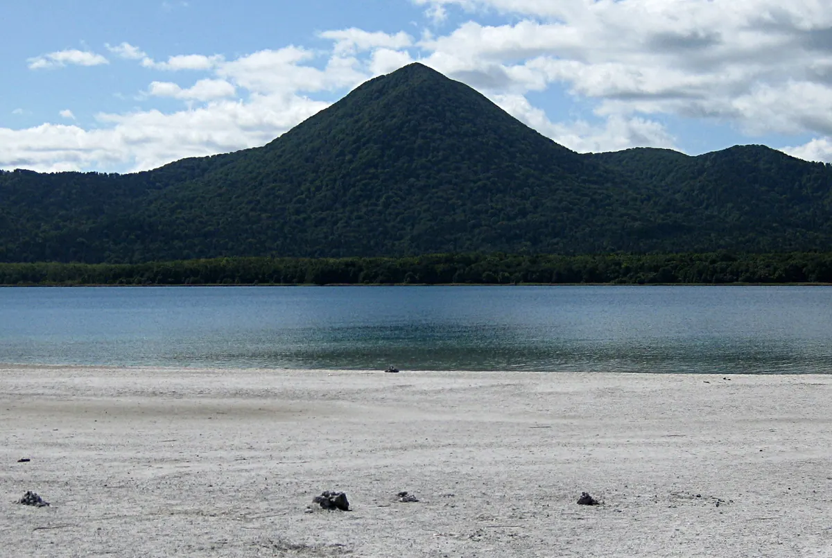 Mount Ozukushi